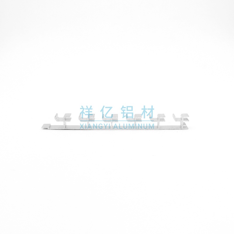 家居铝型材加工2