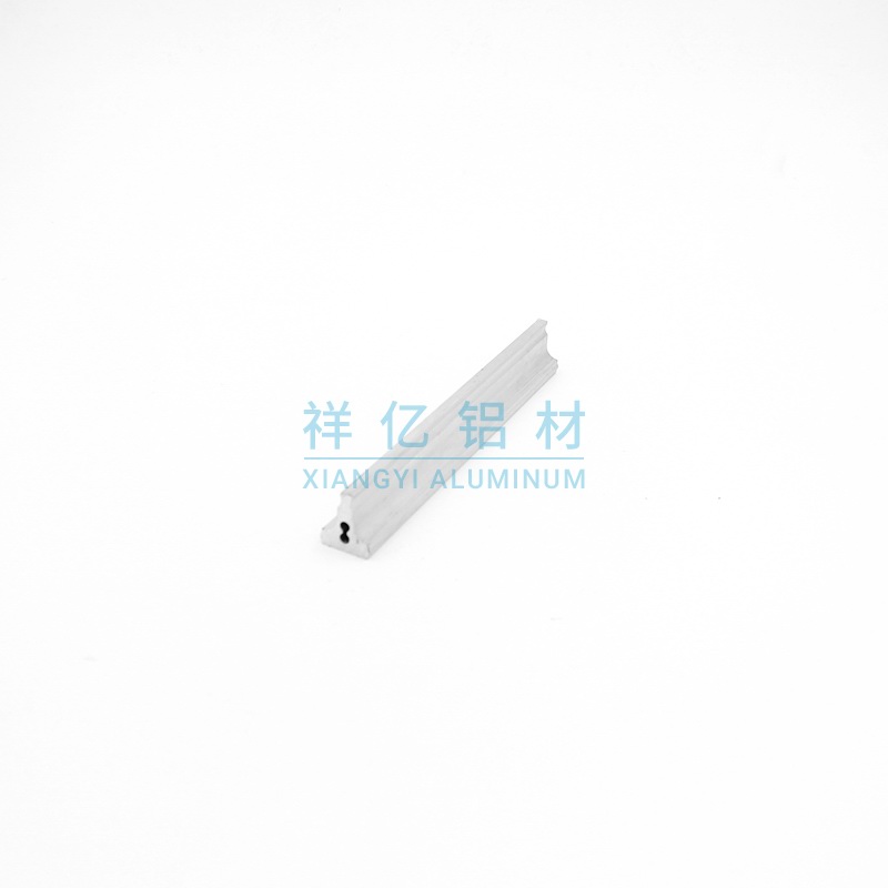 条形铝型材2